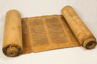 bible-scroll